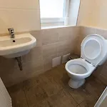 アパートホテル Zizkov Tower 3*