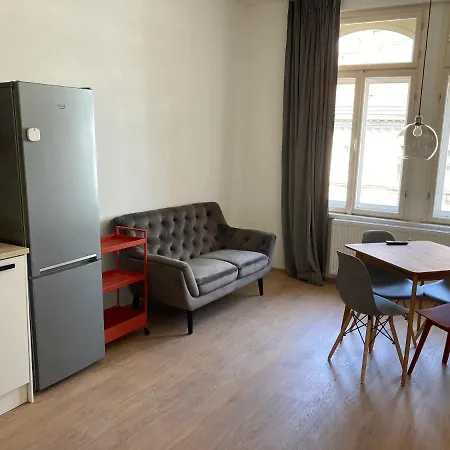 Zizkov Tower Lägenhetshotell