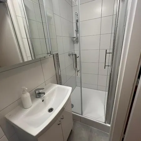 Lägenhetshotell Zizkov Tower 3*