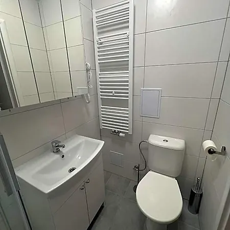 Apartahotel Zizkov Tower 3*