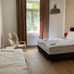 Zizkov Tower Apartmanhotel