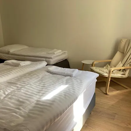 Zizkov Tower 3* Praga